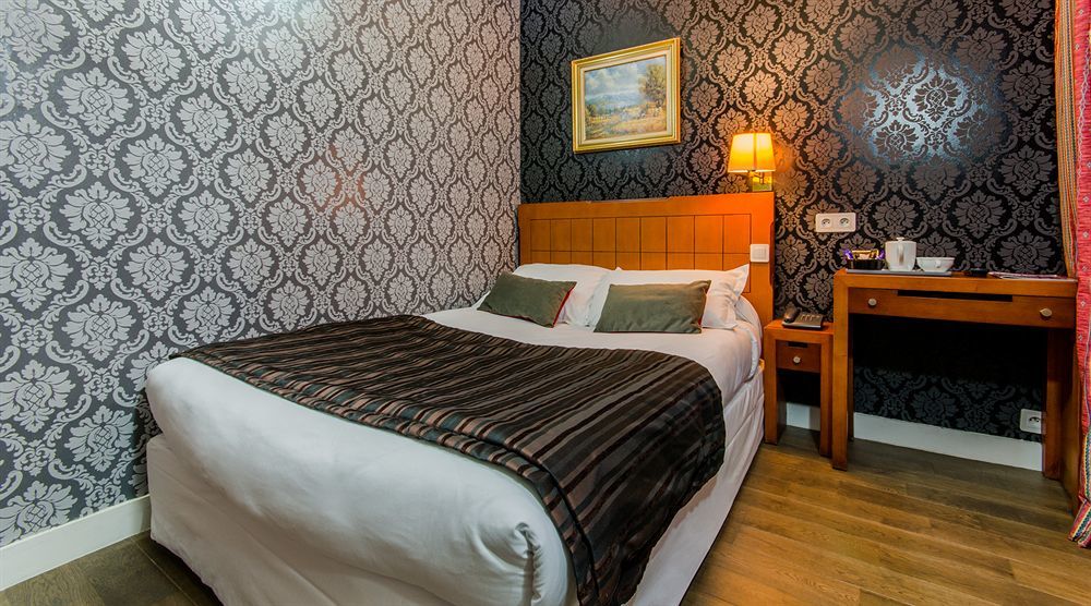 Hotel Pilime Párizs Kültér fotó